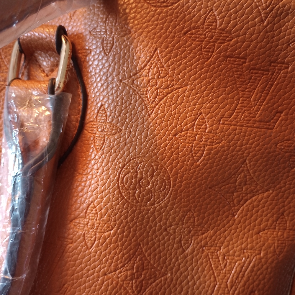 Fashion Honey Brown Handbag - Picture 2 of 14